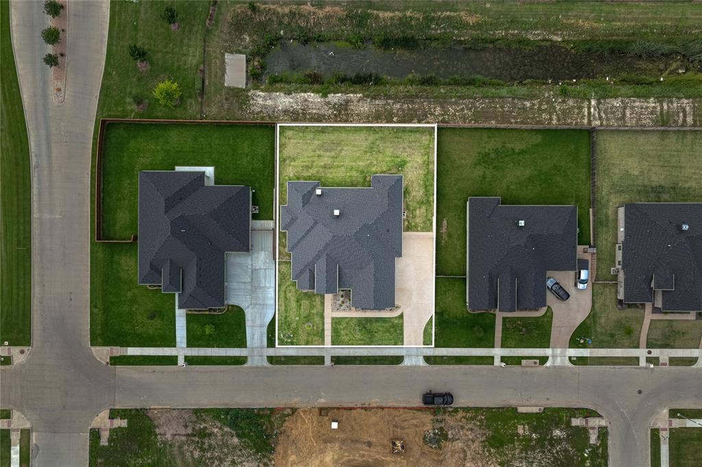 13076 Rainier Drive, Woodway, TX 76712 13076 Rainier Drive, Woodway, TX 76712