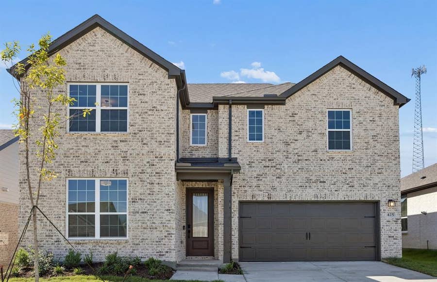 Property photo for 425 Avian Way, Godley, TX