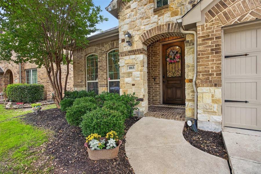 Property photo for 1013 Somerset Circle, Forney, TX