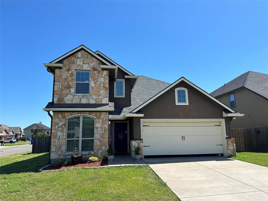 Property photo for 10809 Aurora Drive, Waco, TX