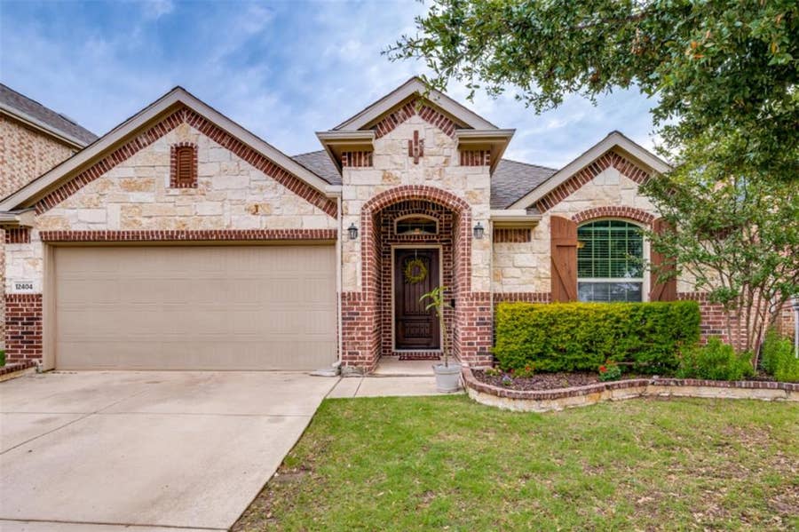 Property photo for 12404 Hitch Rack Way, McKinney, TX