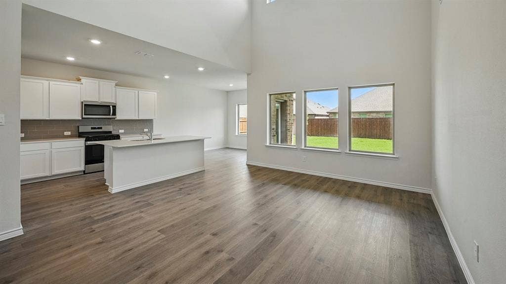 2444 Grapevine Way, Celina, TX 75009 2444 Grapevine Way, Celina, TX 75009