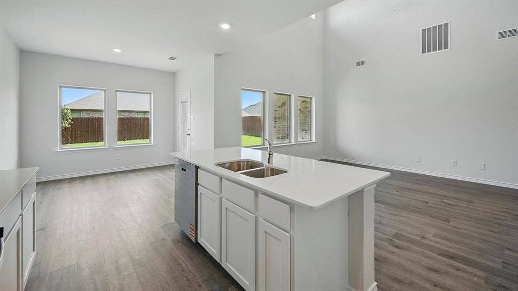 2444 Grapevine Way, Celina, TX 75009 2444 Grapevine Way, Celina, TX 75009