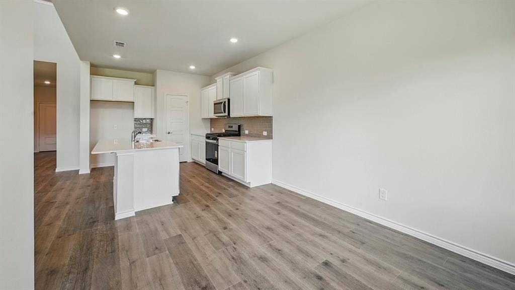 2444 Grapevine Way, Celina, TX 75009 2444 Grapevine Way, Celina, TX 75009