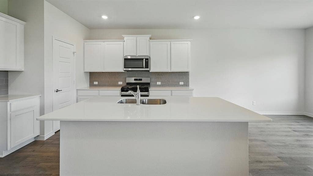 2444 Grapevine Way, Celina, TX 75009 2444 Grapevine Way, Celina, TX 75009