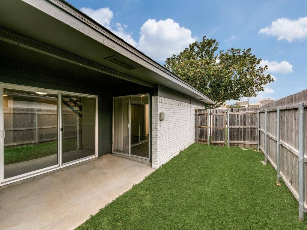 100 Trellis Place, Richardson, TX 75081