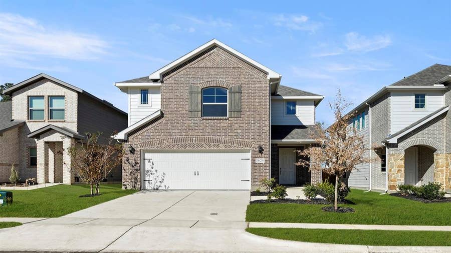 Property photo for 477 Pleasant Field Drive, Lavon, TX