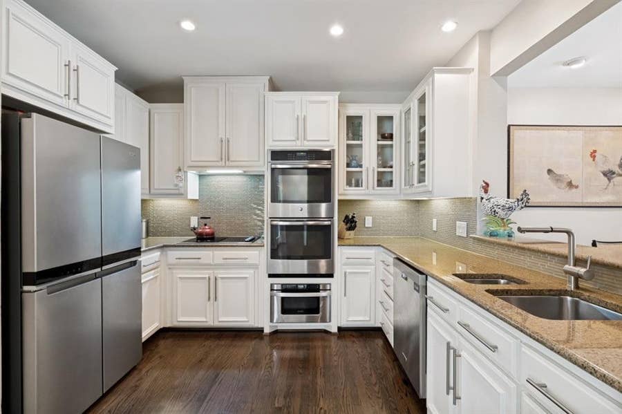 Property photo for 4122 La Place Drive, Dallas, TX