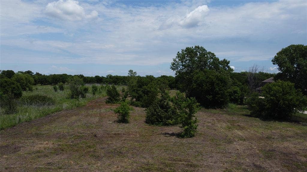 660 S Westmoreland Road, Waxahachie, TX 75167 660 S Westmoreland Road, Waxahachie, TX 75167