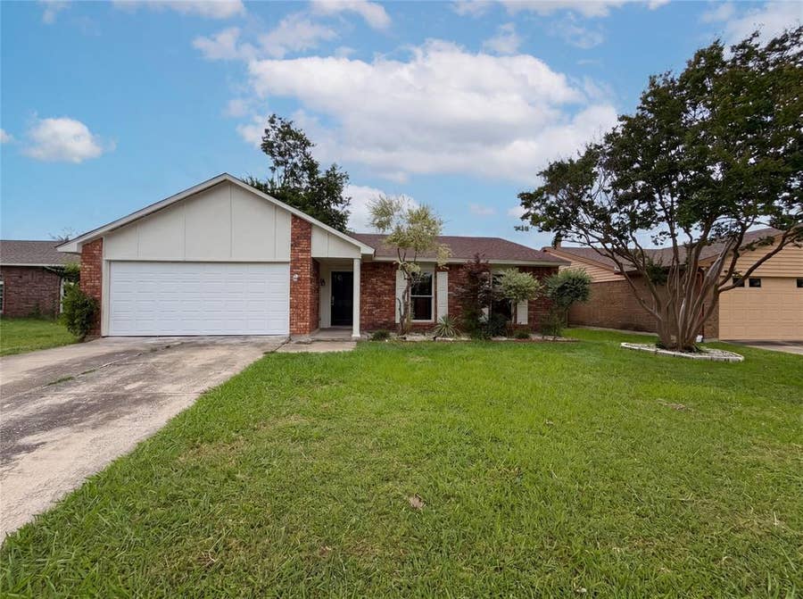 Property photo for 3920 Hunters Trail, Mesquite, TX
