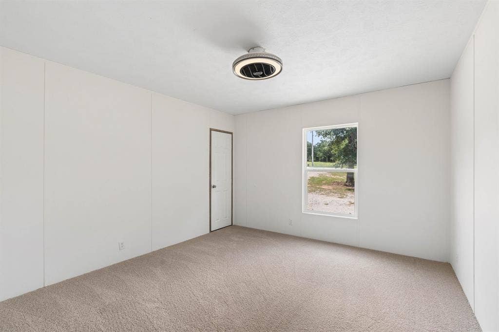 139 Cedar Drive, Azle, TX 76020 139 Cedar Drive, Azle, TX 76020