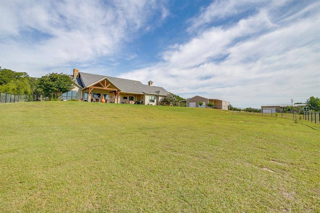 227 Rock Springs Road, Weatherford, TX 76088 227 Rock Springs Road, Weatherford, TX 76088
