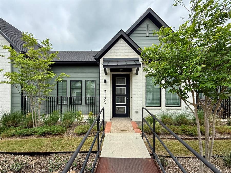 Property photo for 3125 Winter Rose Way, RR # 55, Arlington, TX