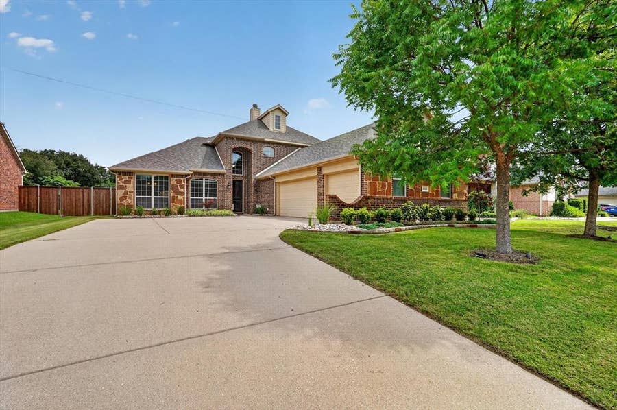 Property photo for 3515 Carlton Court, Sachse, TX