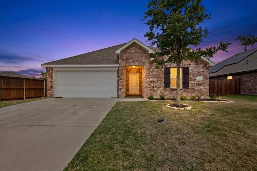 Property photo for 1114 Emerald Gate Drive, Princeton, TX