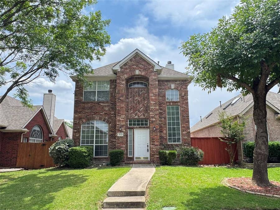 Property photo for 3024 Sawtooth Drive, Plano, TX