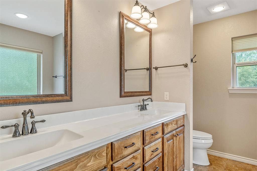 13553 Country Glen, Tyler, TX 75706 13553 Country Glen, Tyler, TX 75706