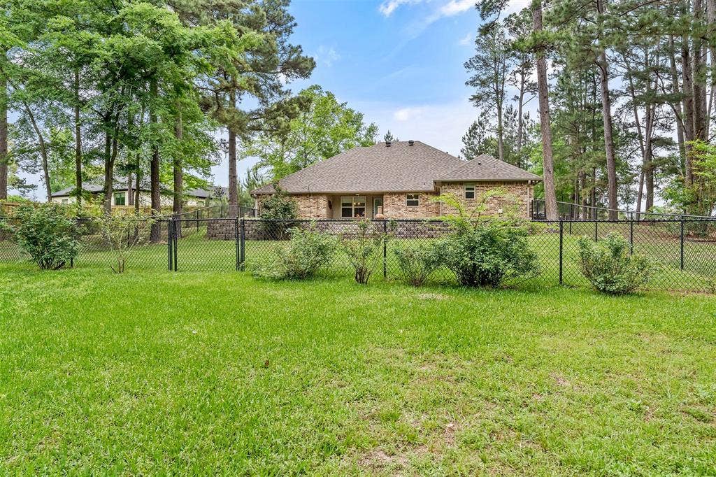13553 Country Glen, Tyler, TX 75706 13553 Country Glen, Tyler, TX 75706