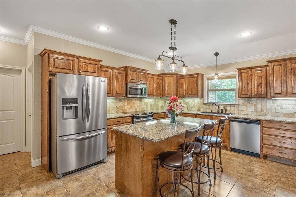 13553 Country Glen, Tyler, TX 75706 13553 Country Glen, Tyler, TX 75706