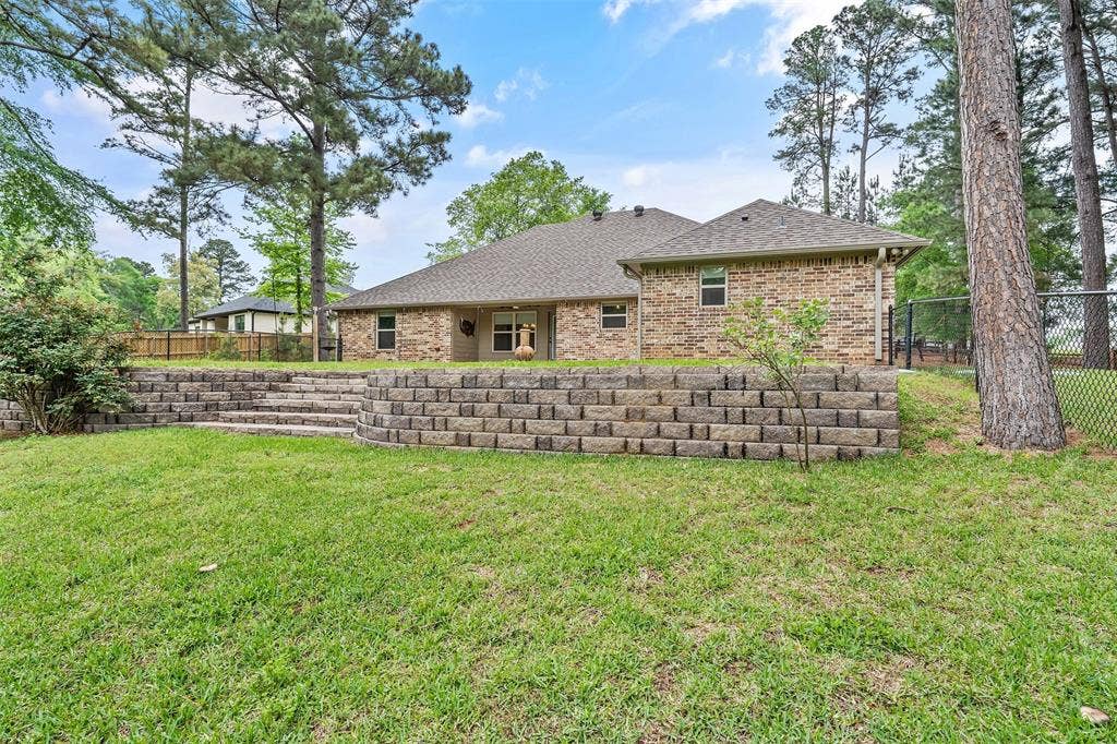 13553 Country Glen, Tyler, TX 75706 13553 Country Glen, Tyler, TX 75706