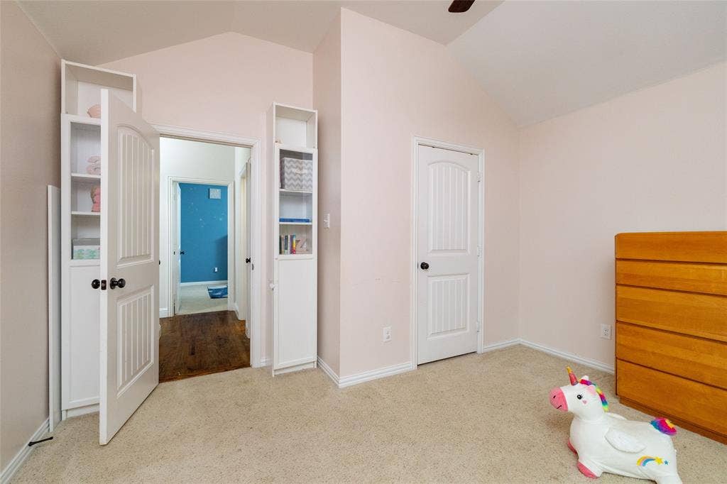 10517 N Haven Drive, Benbrook, TX 76126 10517 N Haven Drive, Benbrook, TX 76126