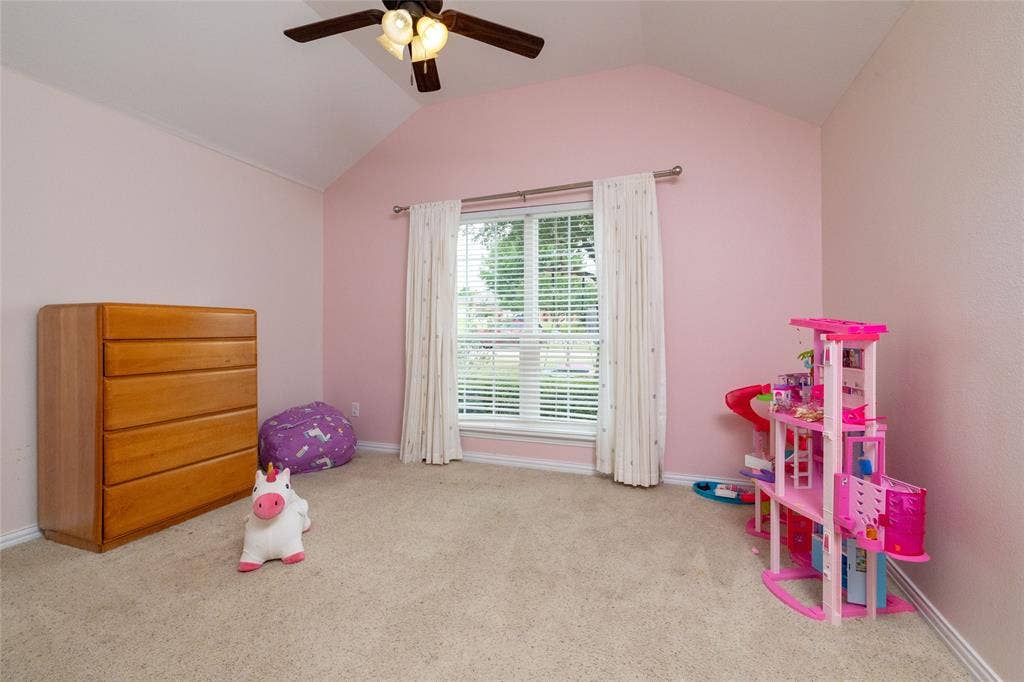 10517 N Haven Drive, Benbrook, TX 76126 Second bedroom in front of the home with great light.