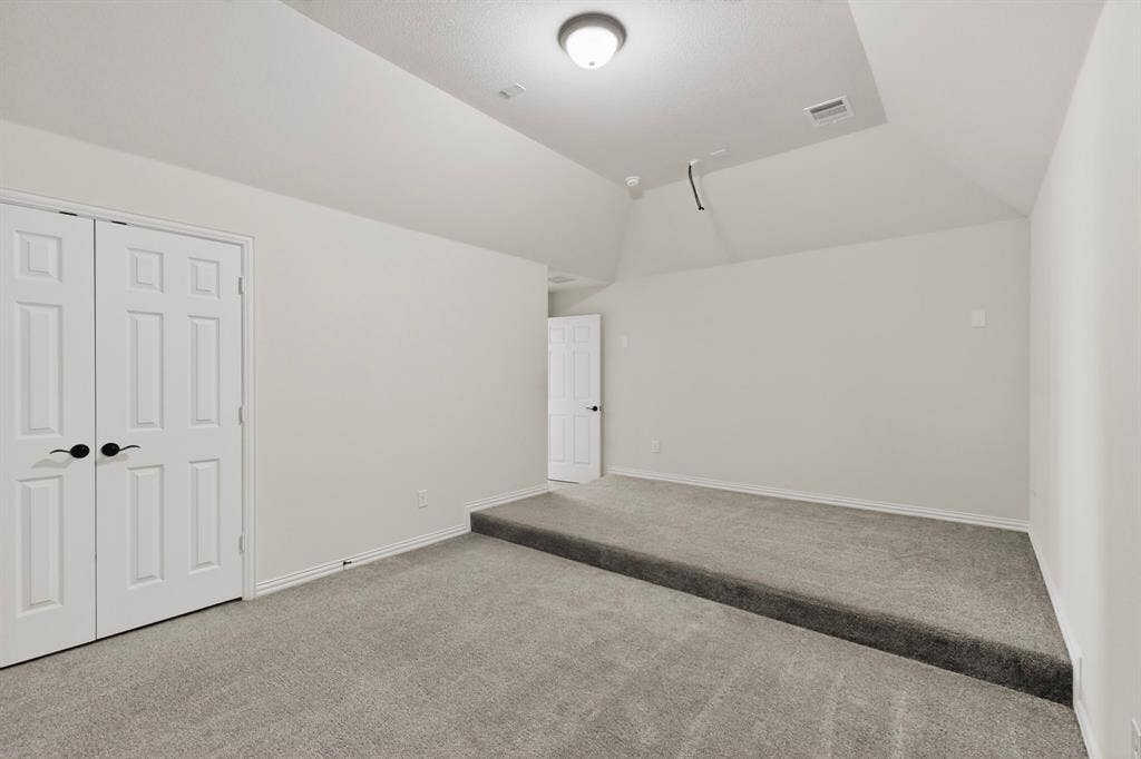 1296 Pleasant Run Drive, Haslet, TX 76052