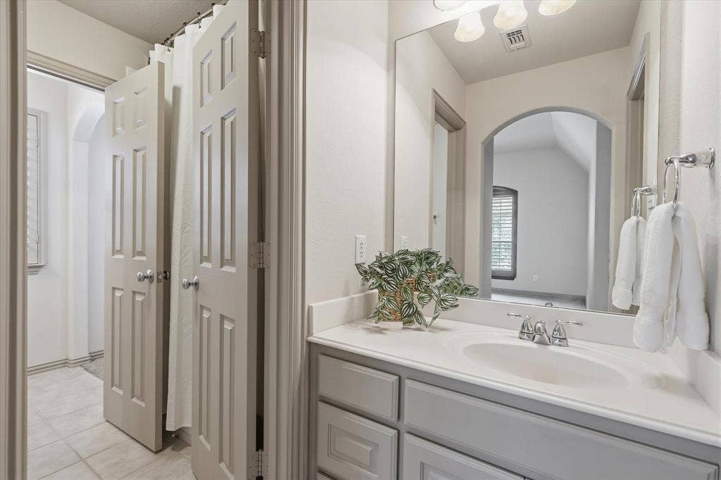 929 Lairds Lane, Allen, TX 75013 929 Lairds Lane, Allen, TX 75013