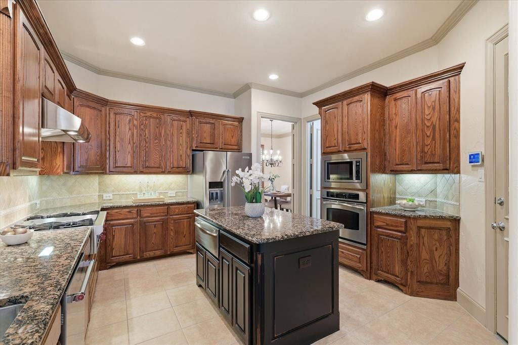 929 Lairds Lane, Allen, TX 75013 929 Lairds Lane, Allen, TX 75013