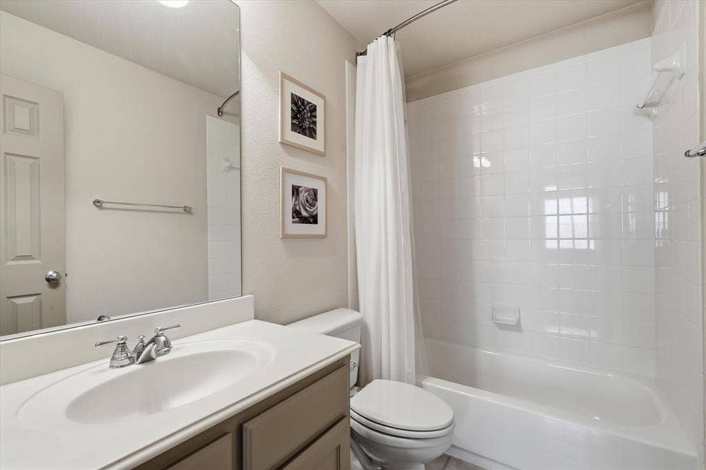 929 Lairds Lane, Allen, TX 75013 929 Lairds Lane, Allen, TX 75013