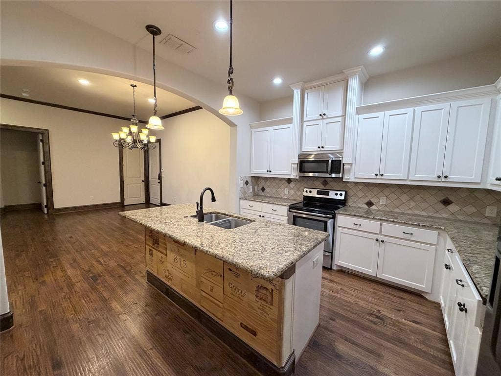 11351 Hilltop #105 Road, Argyle, TX 76226 11351 Hilltop #105 Road, Argyle, TX 76226