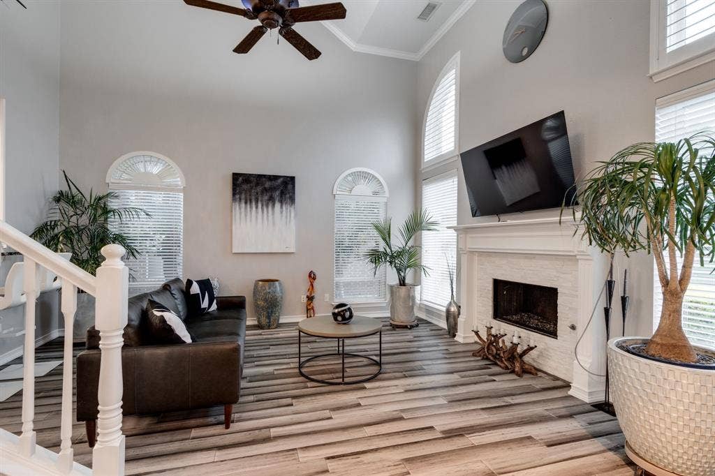 2337 Terping Place, Plano, TX 75025 2337 Terping Place, Plano, TX 75025