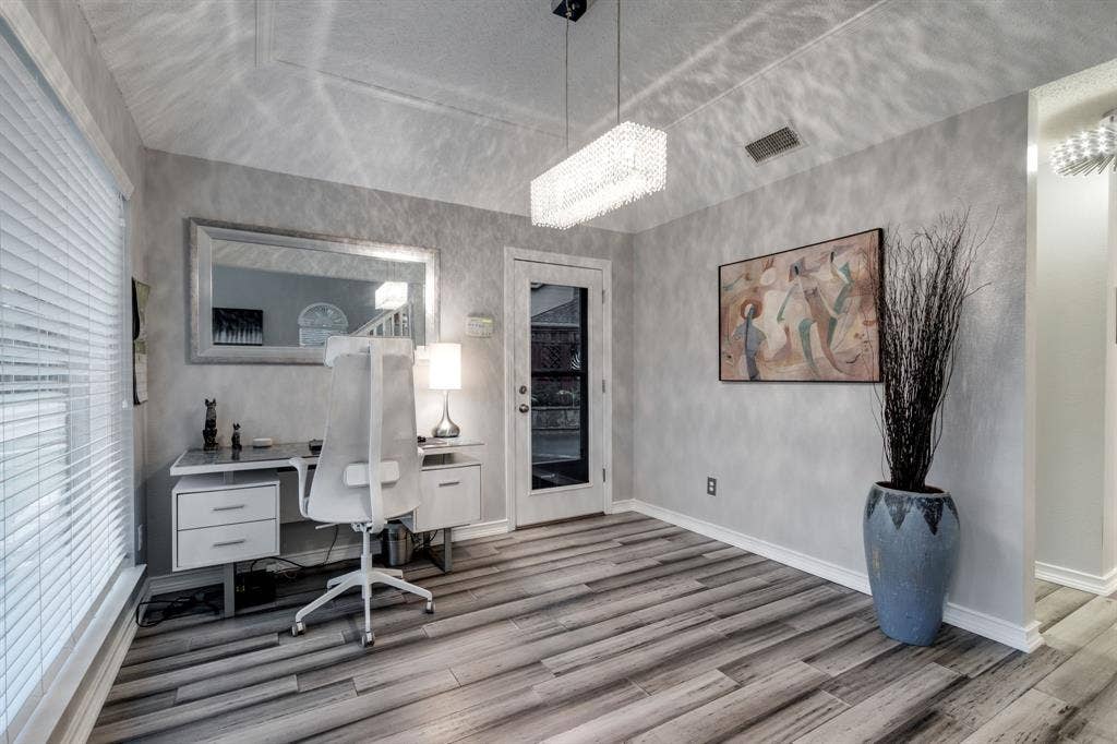 2337 Terping Place, Plano, TX 75025 2337 Terping Place, Plano, TX 75025
