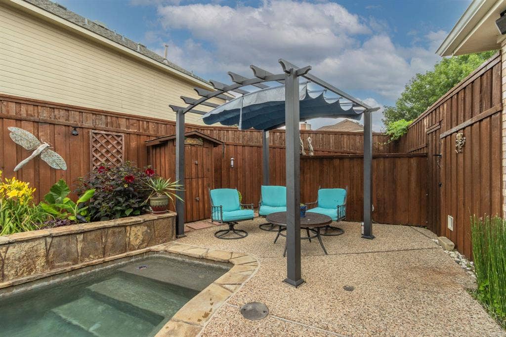 2337 Terping Place, Plano, TX 75025 2337 Terping Place, Plano, TX 75025