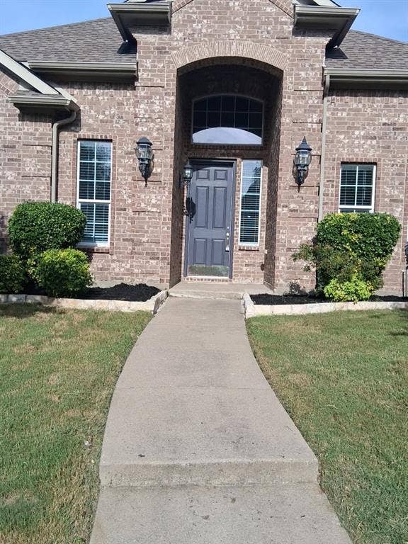 Property photo for 1901 Templegate Drive, McKinney, TX