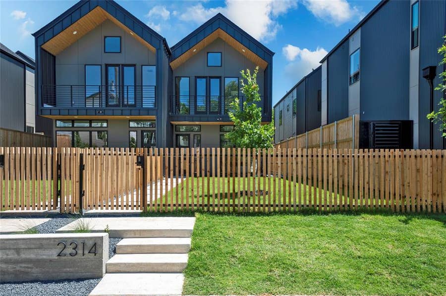 Property photo for 2324 Kirby Street, Dallas, TX