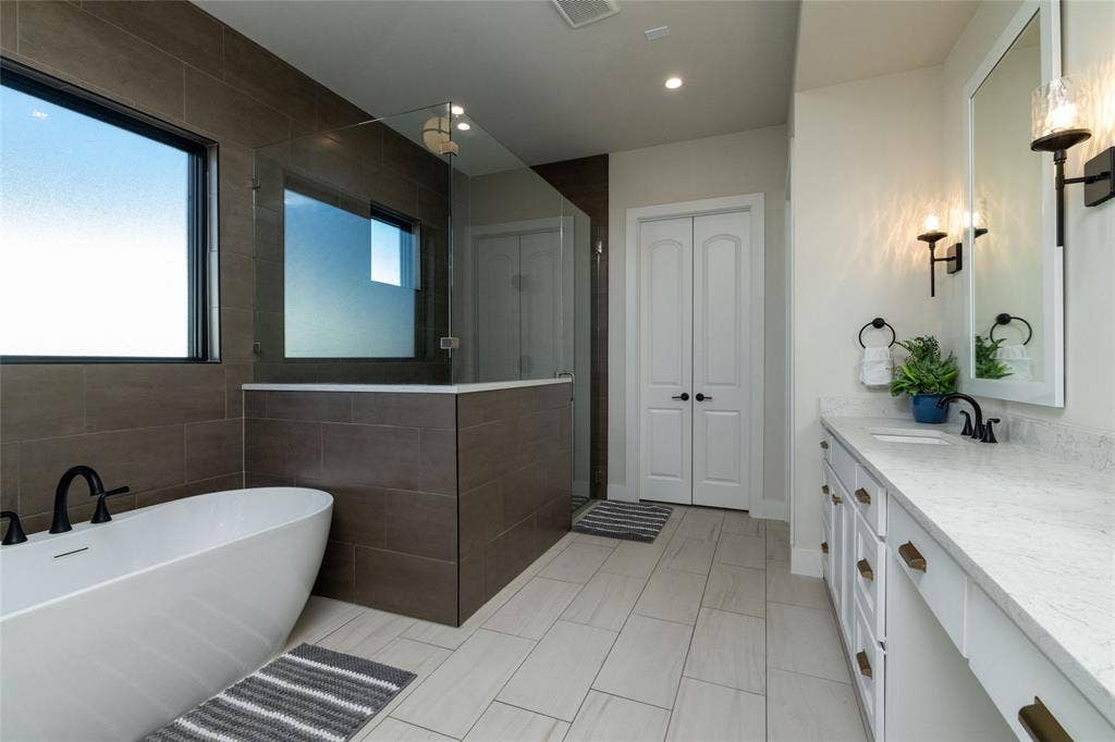 2132 Sicily Lane, Haslet, TX 76052 2132 Sicily Lane, Haslet, TX 76052