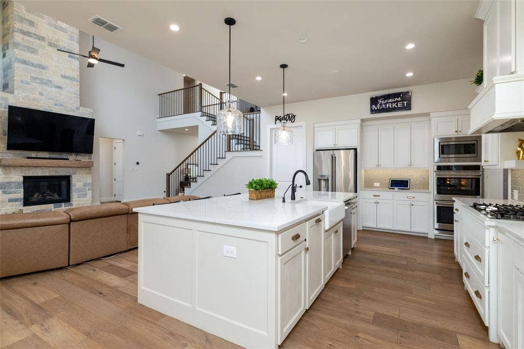 2132 Sicily Lane, Haslet, TX 76052 2132 Sicily Lane, Haslet, TX 76052