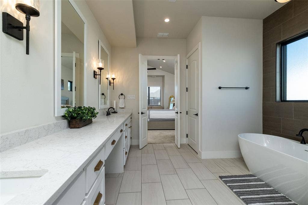 2132 Sicily Lane, Haslet, TX 76052 2132 Sicily Lane, Haslet, TX 76052