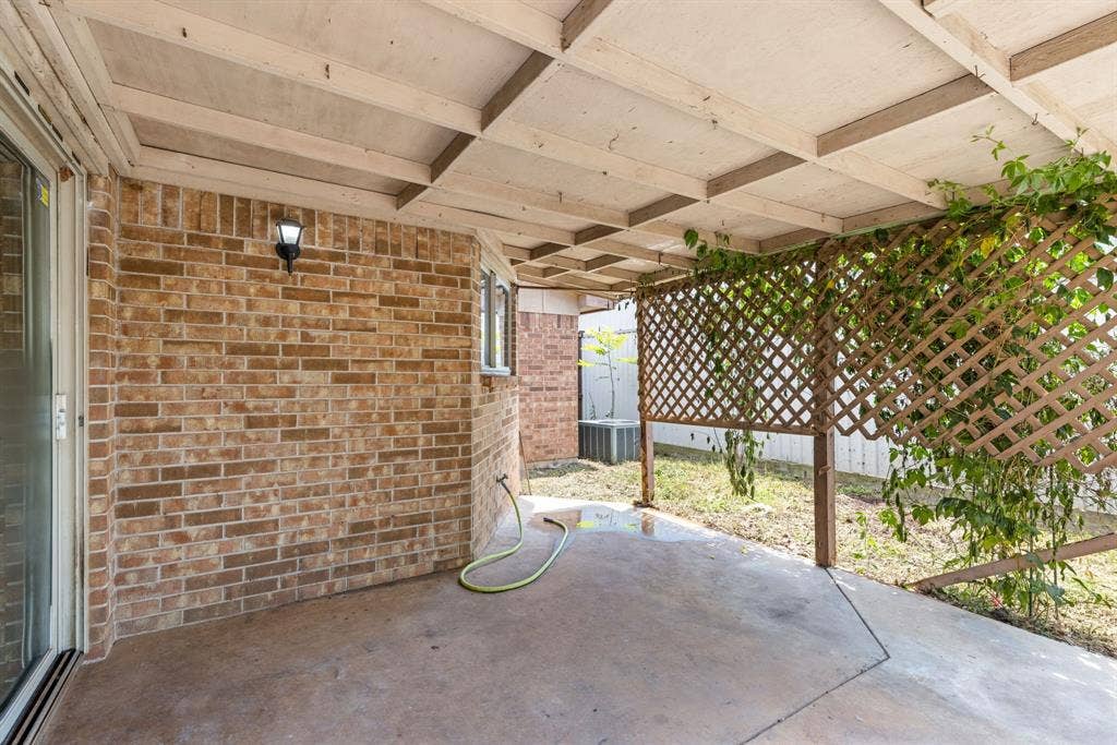 4009 Pueblo Trail, Lake Worth, TX 76135 4009 Pueblo Trail, Lake Worth, TX 76135