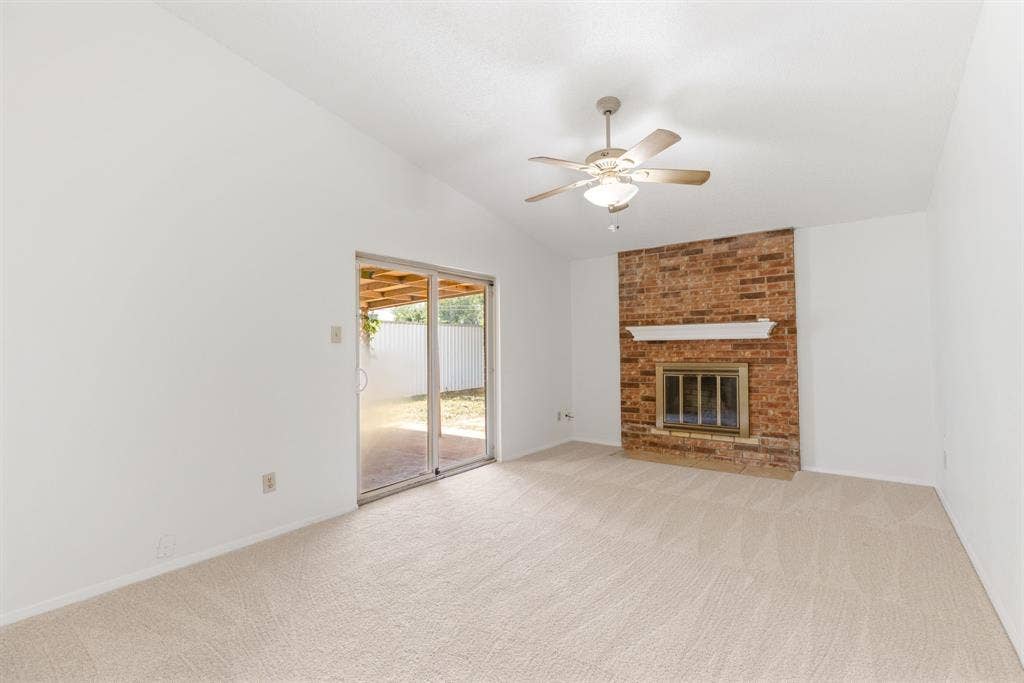 4009 Pueblo Trail, Lake Worth, TX 76135 4009 Pueblo Trail, Lake Worth, TX 76135