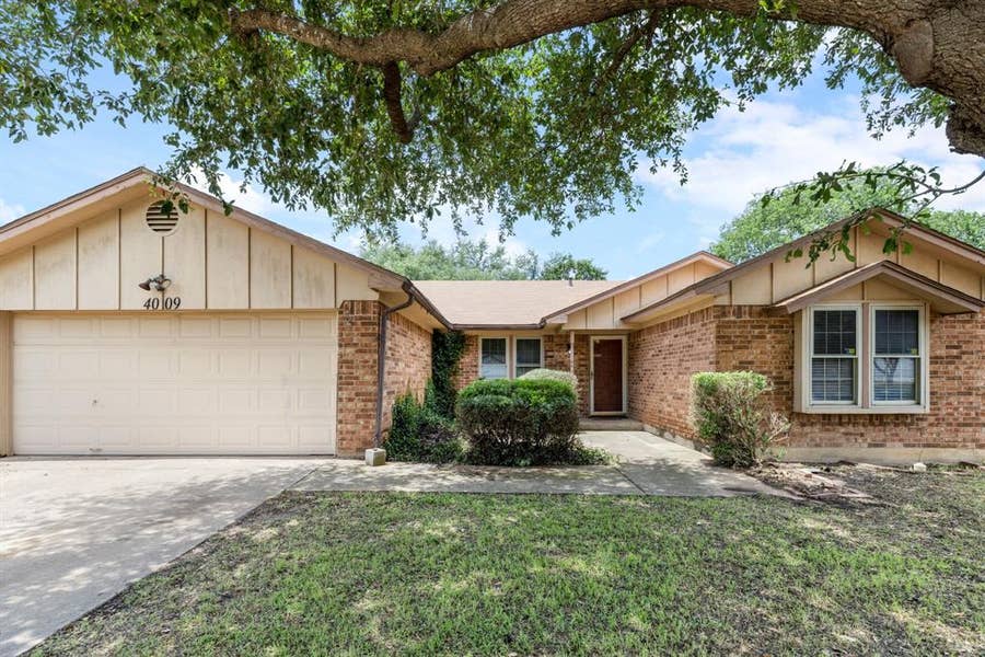 Property photo for 4009 Pueblo Trail, Lake Worth, TX