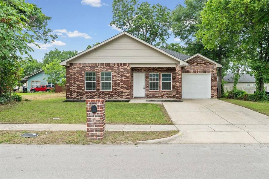Property photo for 2812 Bourland Street, Greenville, TX