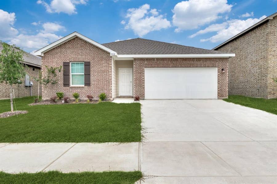 Property photo for 1512 Ancer Way, Fort Worth, TX