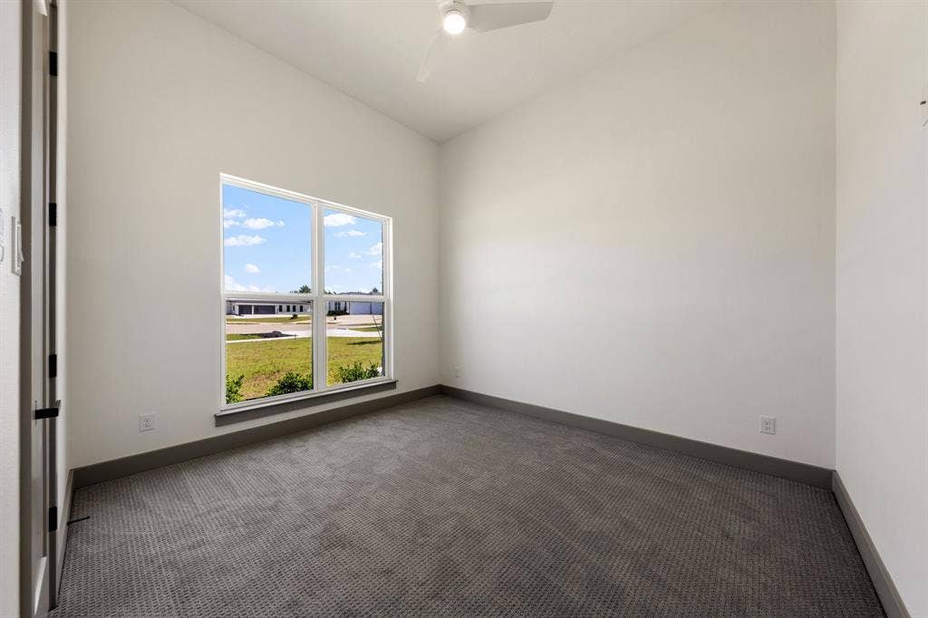 301 Whispering Way, Red Oak, TX 75154 301 Whispering Way, Red Oak, TX 75154