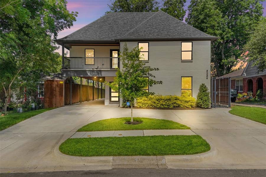 Property photo for 5259 Saint Charles Avenue, Dallas, TX