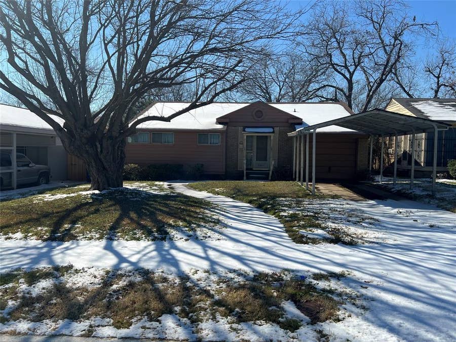 Property photo for 2641 Almeda Drive, Dallas, TX