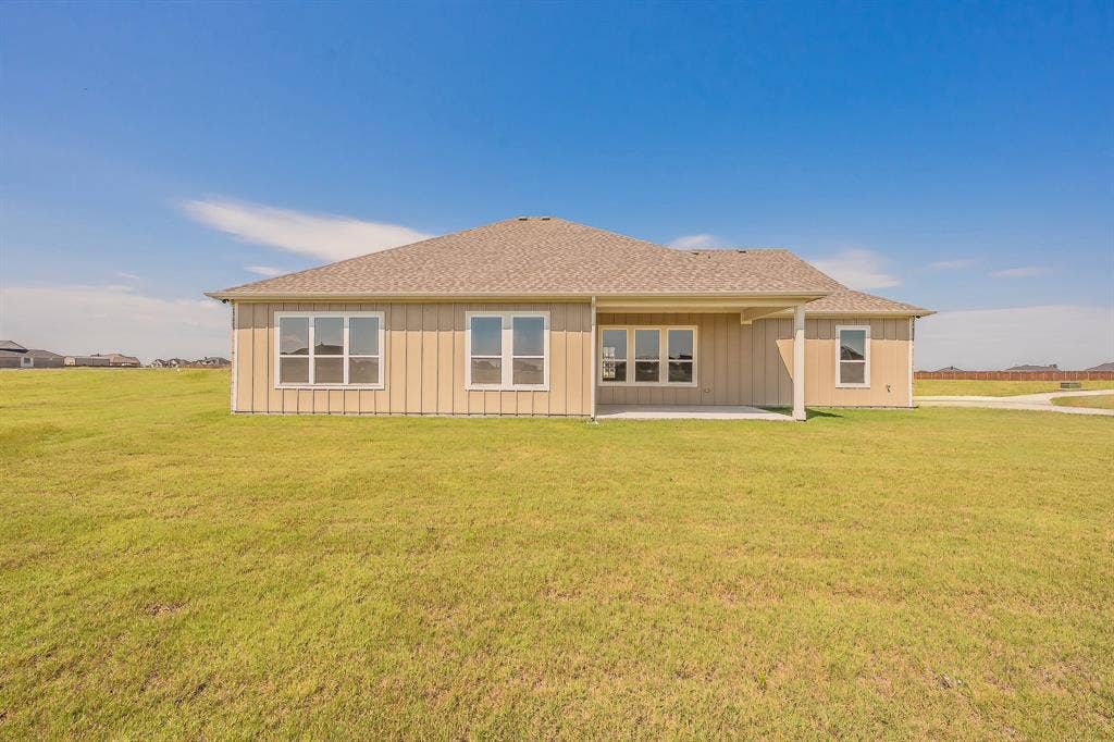 10610 Winter Wheat Lane, Venus, TX 76084