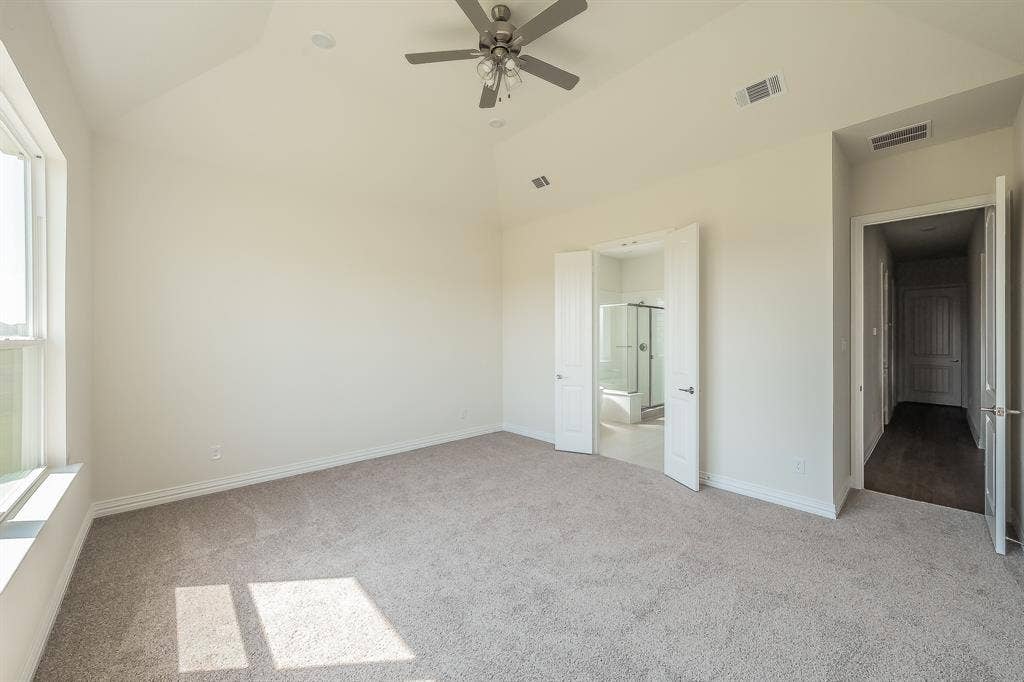 10610 Winter Wheat Lane, Venus, TX 76084