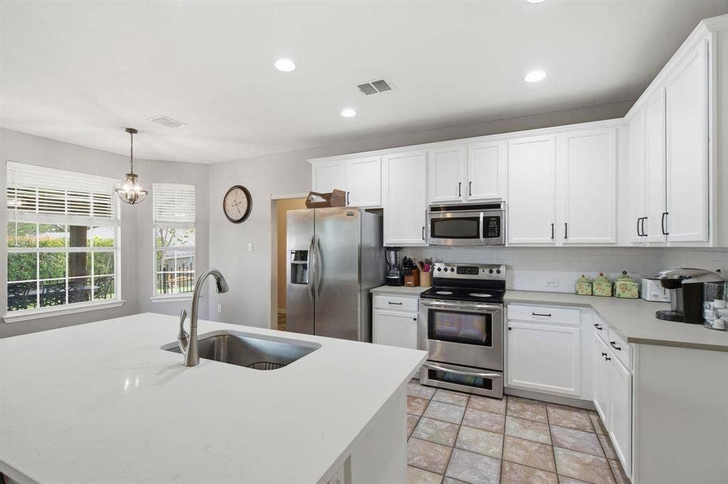 628 Cardinal Lane, Keller, TX 76248 628 Cardinal Lane, Keller, TX 76248